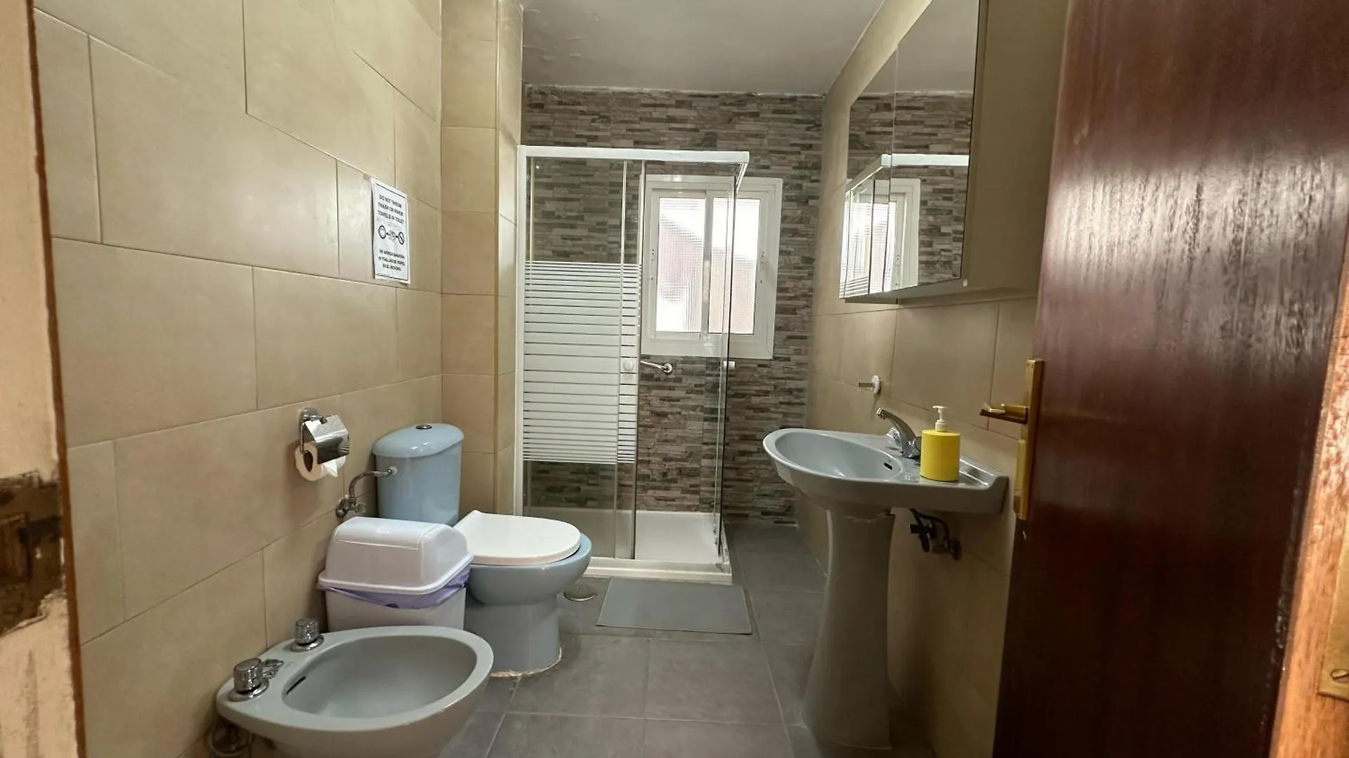 Habitación Individual con terraza Málaga 0*,