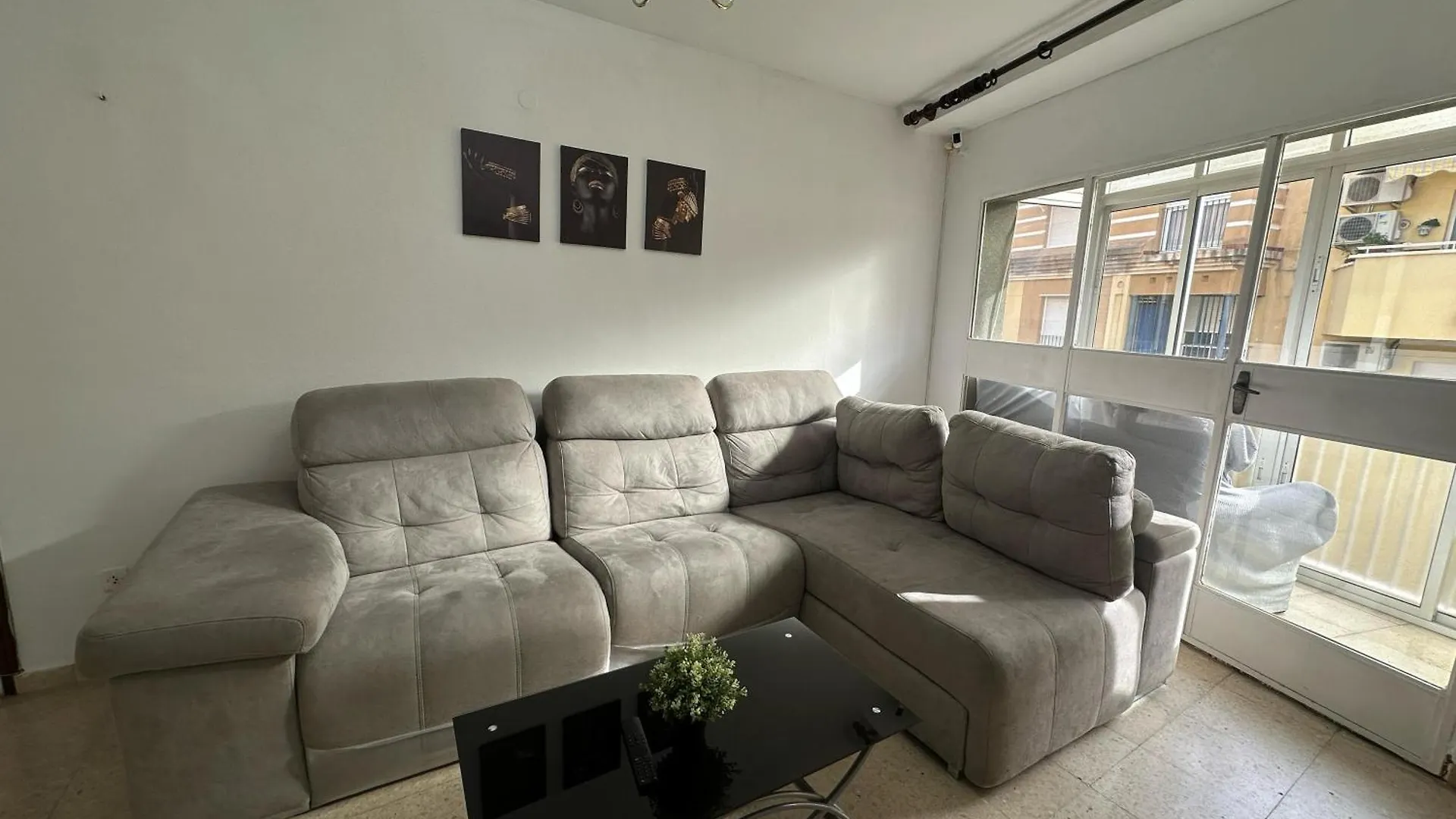 Habitación Individual con terraza Málaga Habitación en casa particular