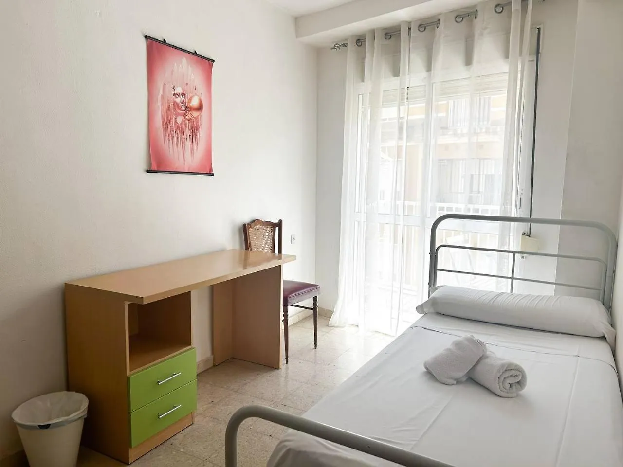 Habitacion Individual Con Terraza Málaga İspanya